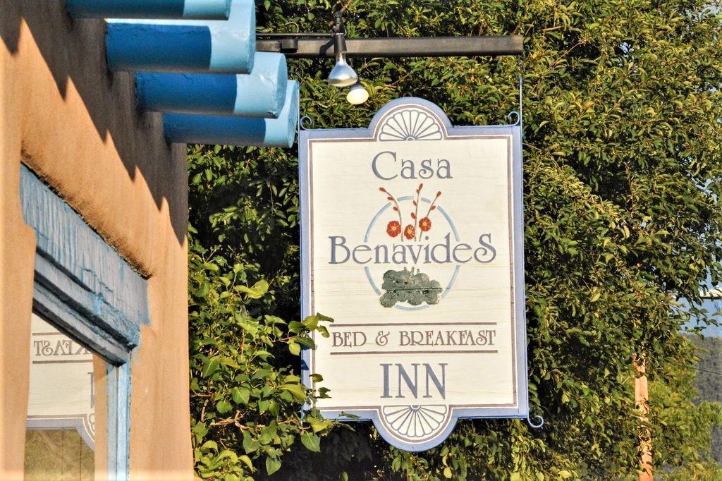 Casa Benavides Inn Таос Экстерьер фото